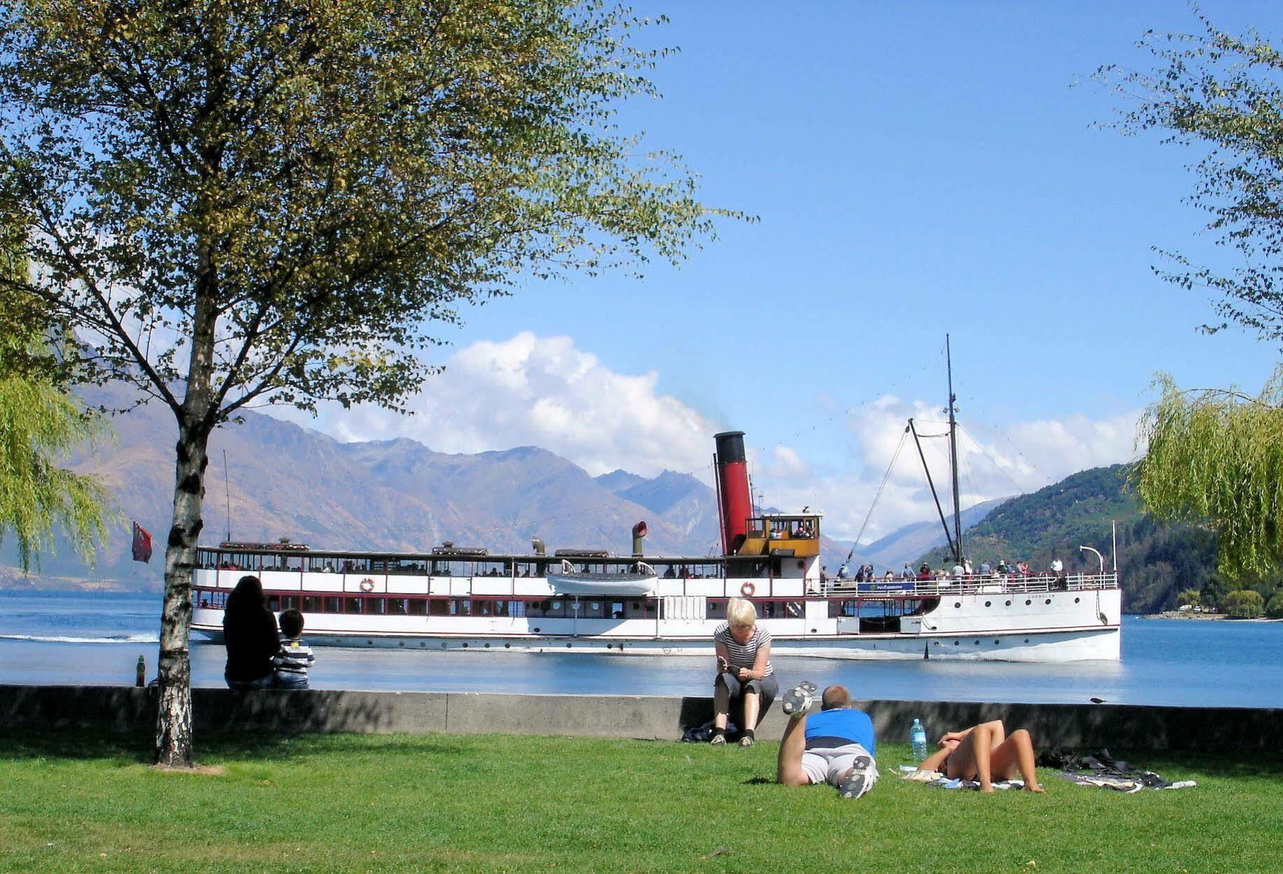 Heart Of Queenstown Exterior foto